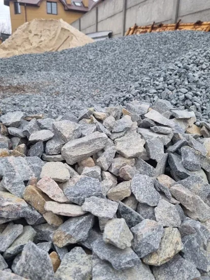 Щебінь пісок відсів шлак. Недорого.