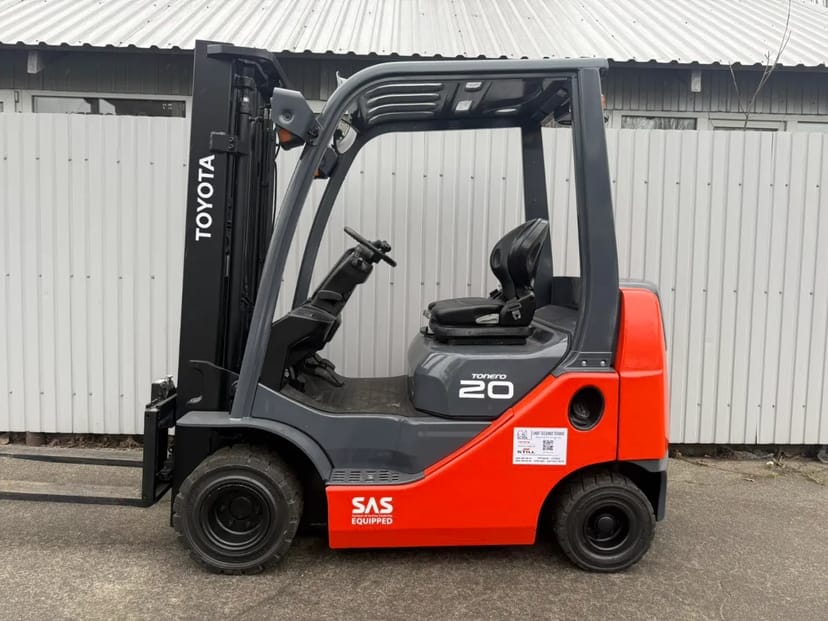 Навантажувач Toyota 02-8FDKF20