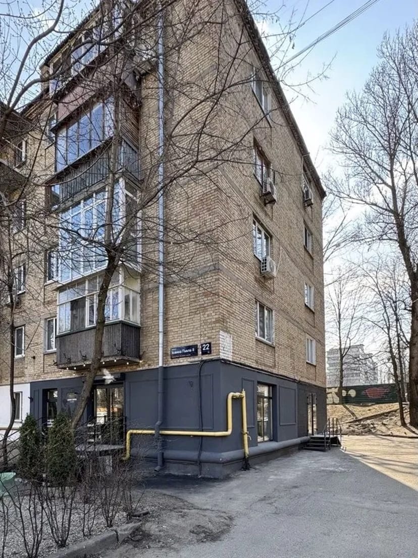 Фасадне приміщення 46 м2 в Печерському районі