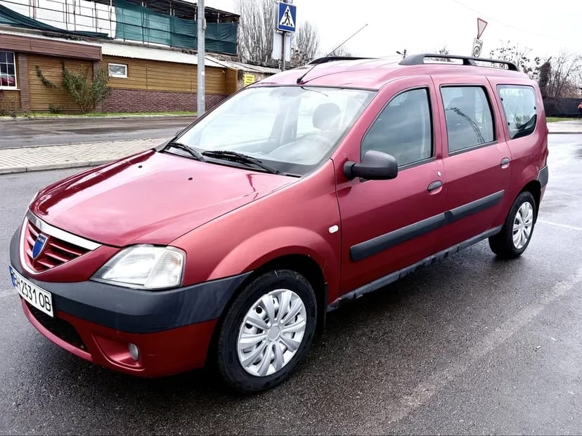 Авто Dacia logan MCV газ-бензин