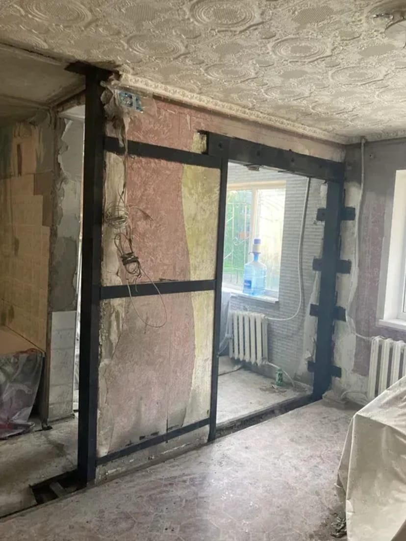 Алмазне різання бетону без пилу, посилення отворів, демонтажні роботи.