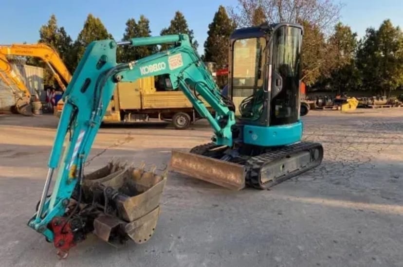 Міні-екскаватор Kobelco