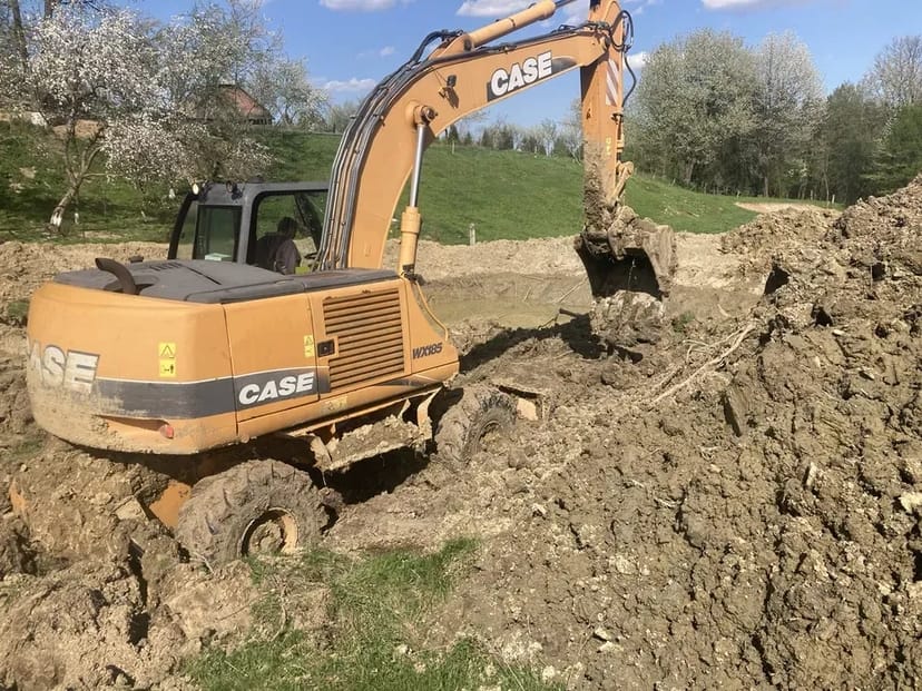 Екскаватор 20 тонн