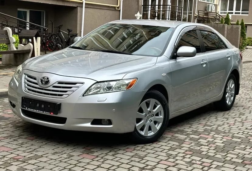 Авто Toyota Camry
