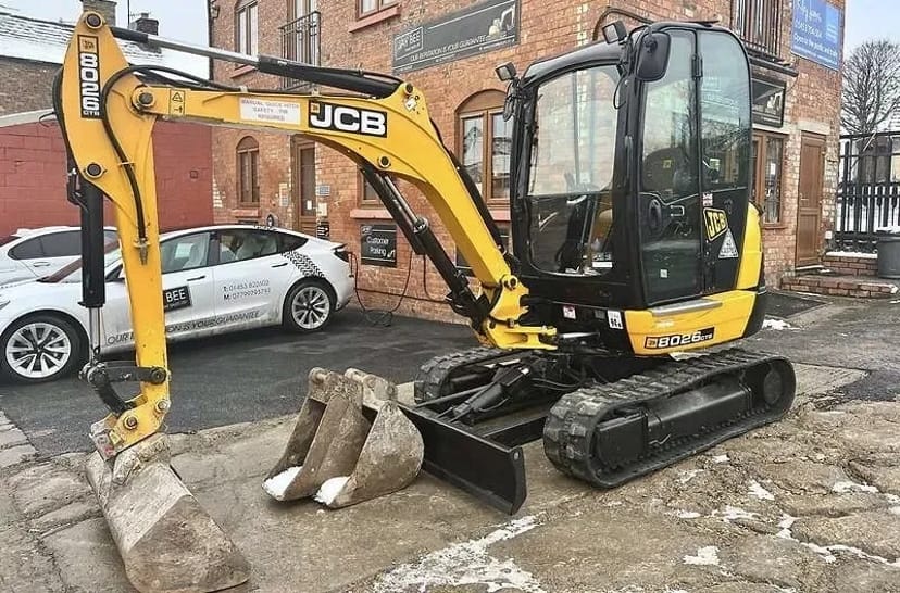 Міні екскаватор 3 тонн