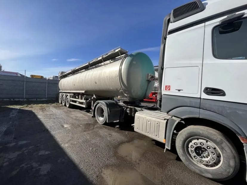 Цистерна для наливних вантажів