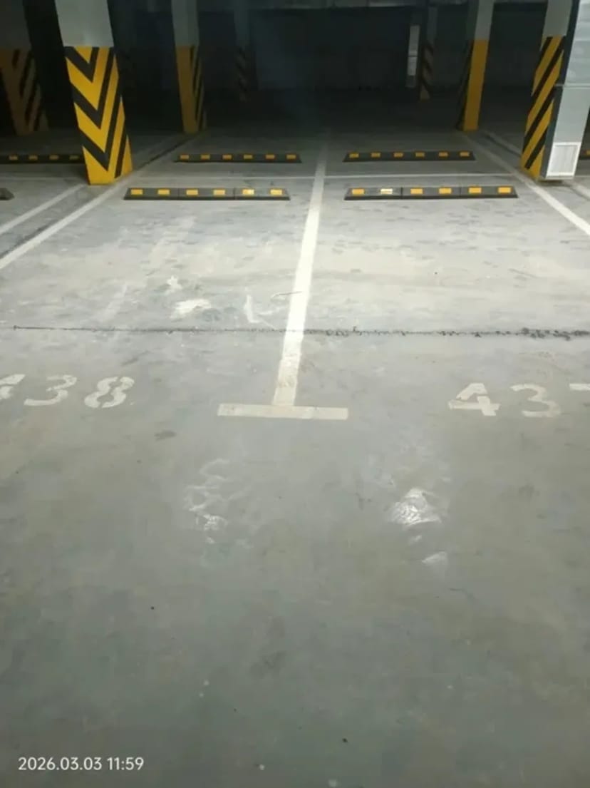 Зручне паркомісце в ЖК «Окленд»