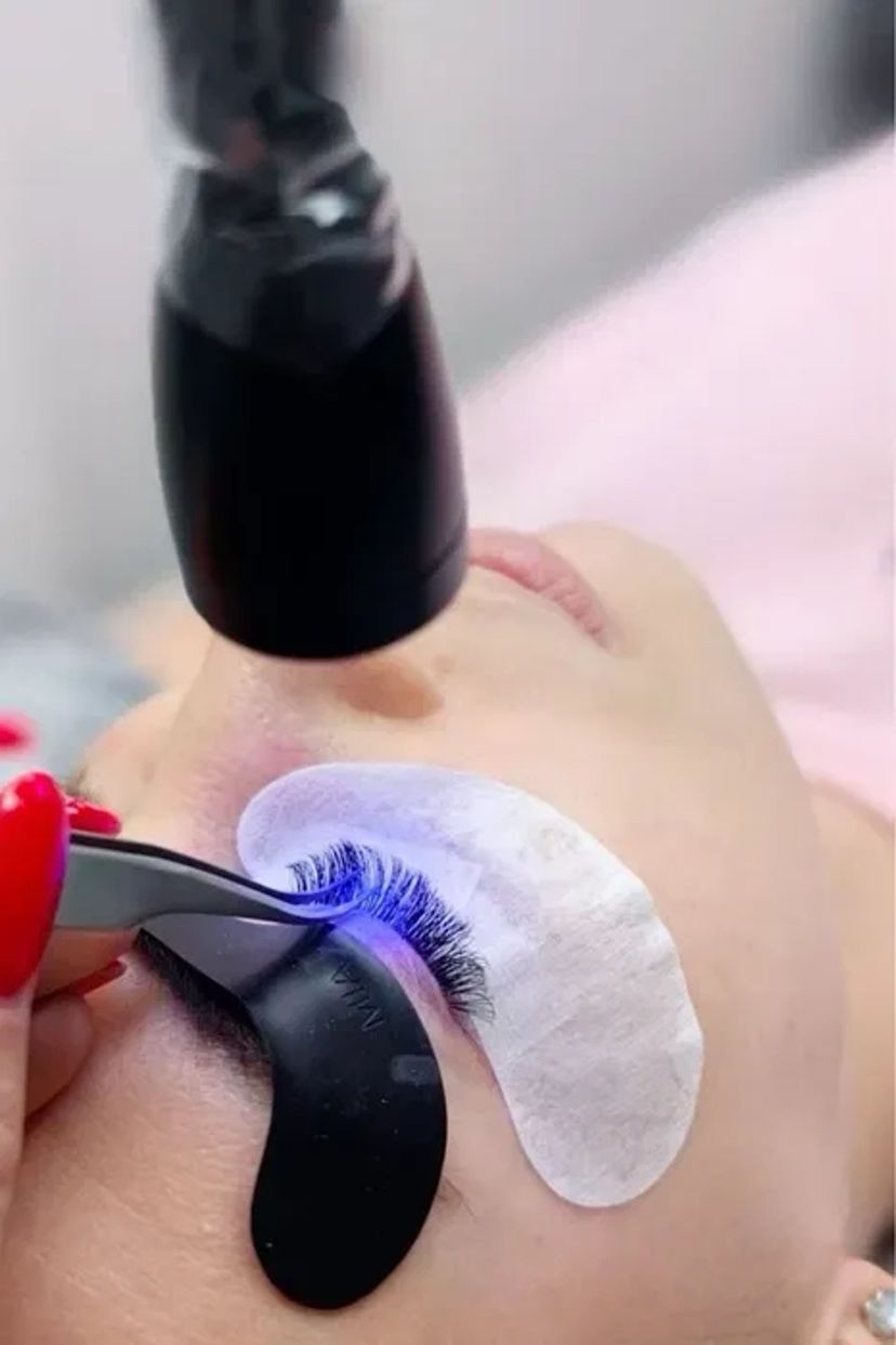 LED-нарощування вій місті Суми