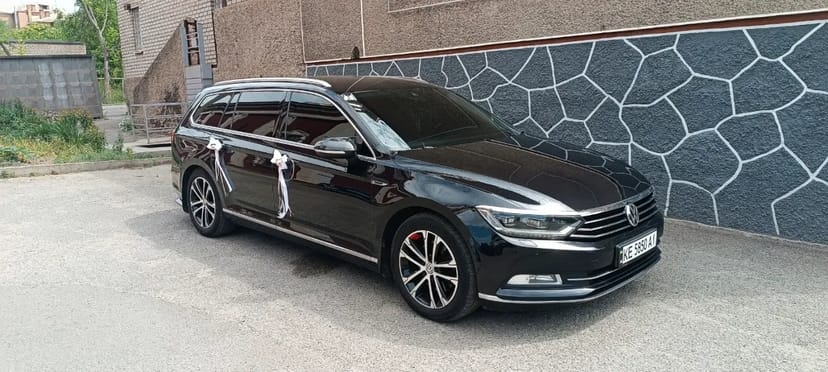 Авто на весілля та свята