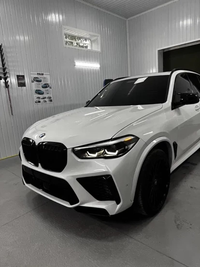 Антигравійний захист кузова Полірування фар Кераміка Тонування |