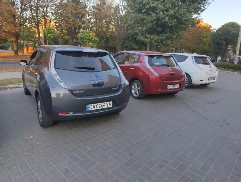 Візьми Nissan Leaf. Економія 100%