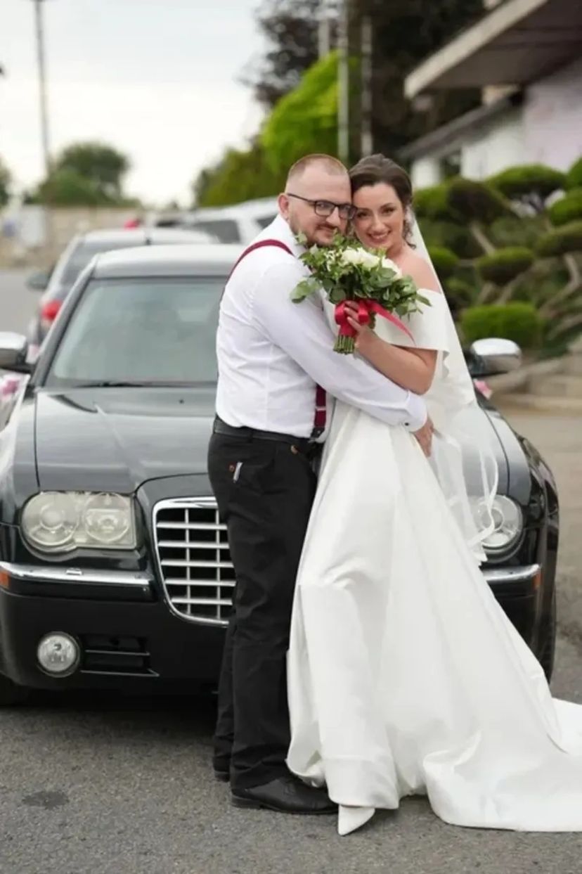 Chrysler конфортний автомобіль преміум класу