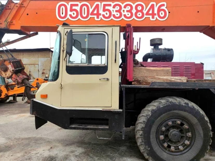 Автокран   BUMAR.