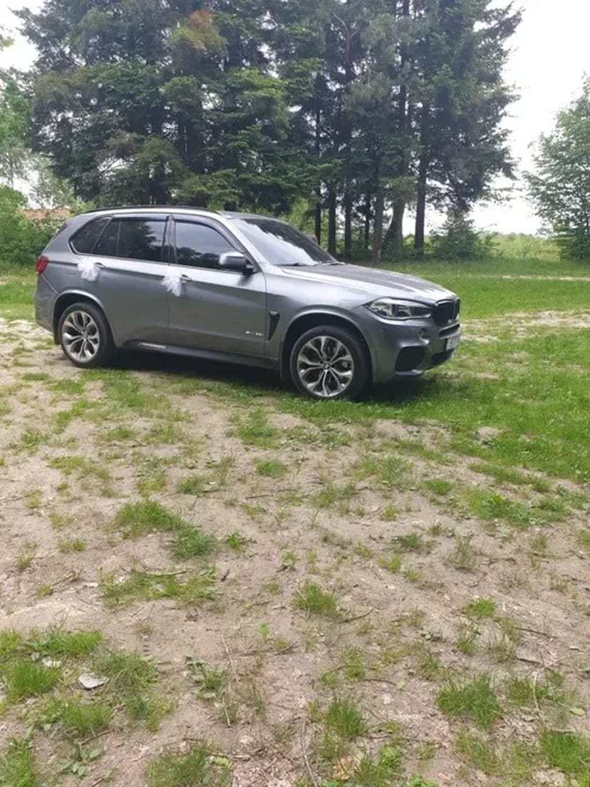 Авто BMW X5 F15