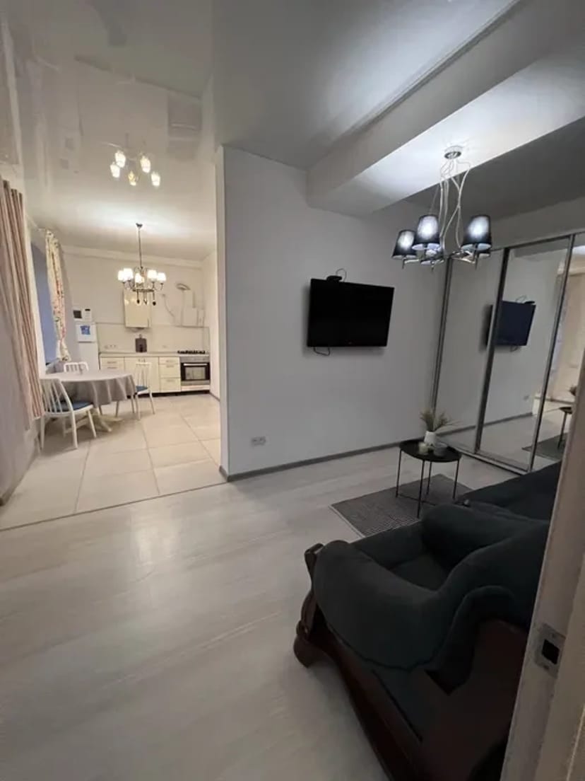 Квартира у самому центрі. Соборна Маріупольська