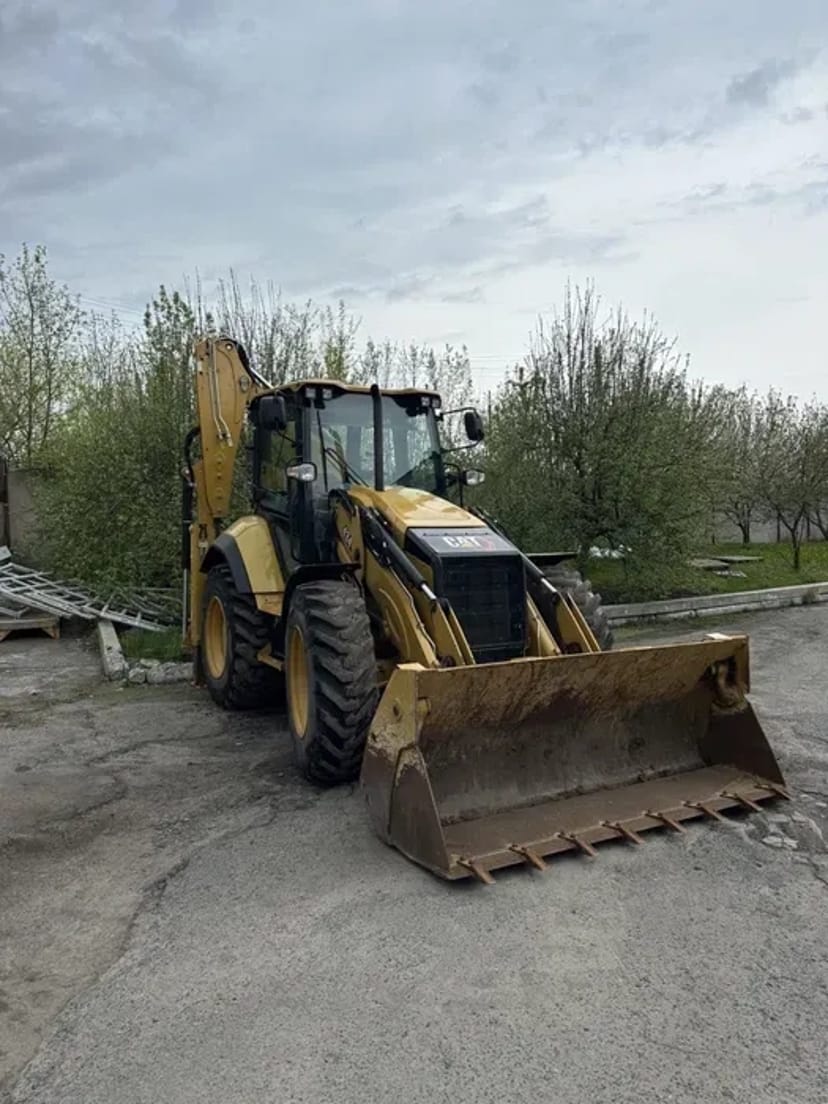 Послуги екскаватора-навантажувача