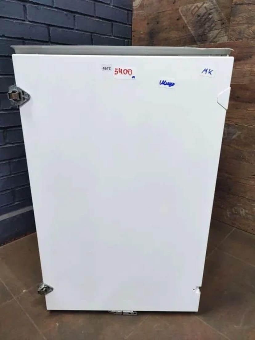 Морозильна камера Constructa CE40051