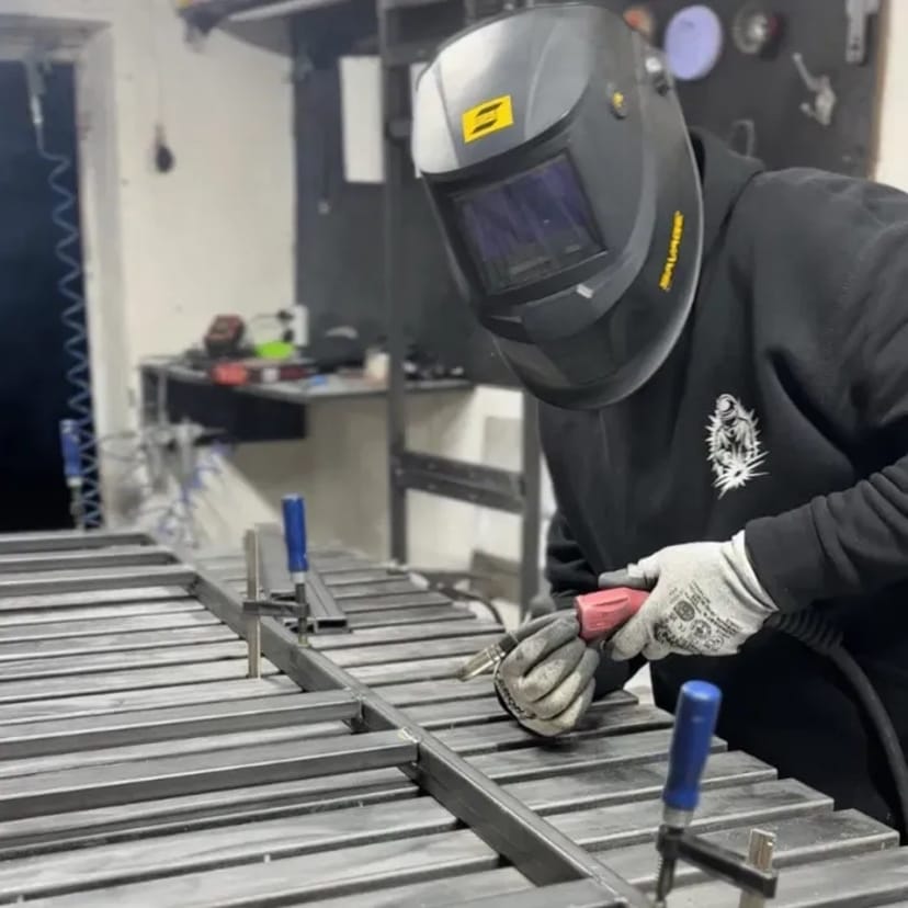 Зварювальні Роботи: Аргон, Напівавтомат, Електрод. Професійне Виготовлення Конструкцій!