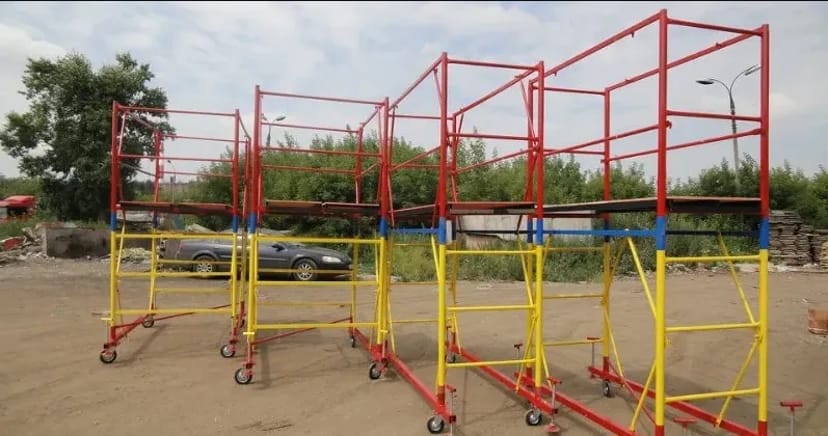 Вишки тури, ліси будівельні (міні підмостки) ХТЗ 962401174