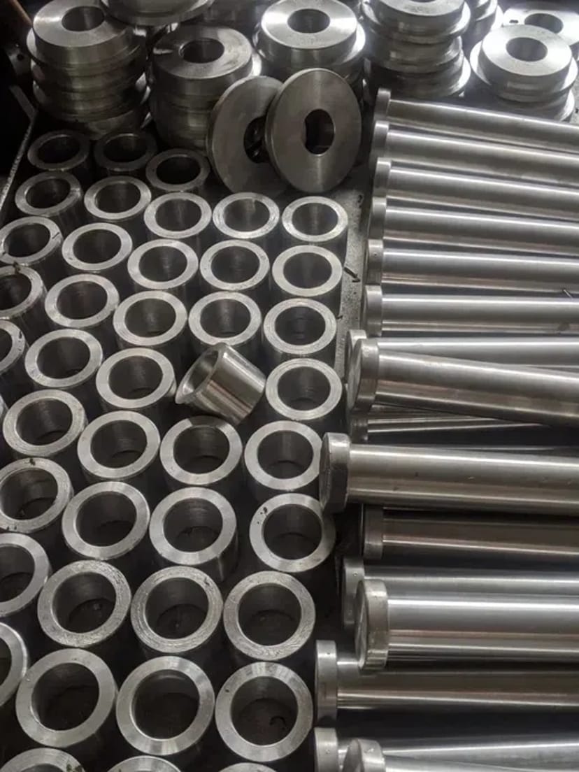 Токарні, фрезерні, зварювальні роботи