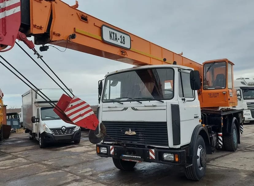 Спецтехніка - Автокран