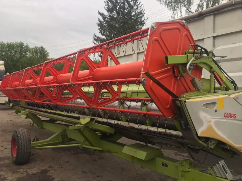 Жниварка CLAAS Vario 750 надійна та швидка