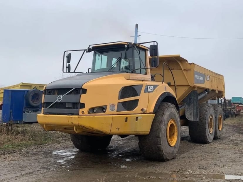 Самоскид VOLVO A35F з вантажопідйомністю: 34 тонн