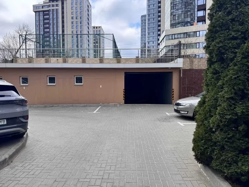 Паркомісце в ЖК «Магнат Панорама» (Нагірний)