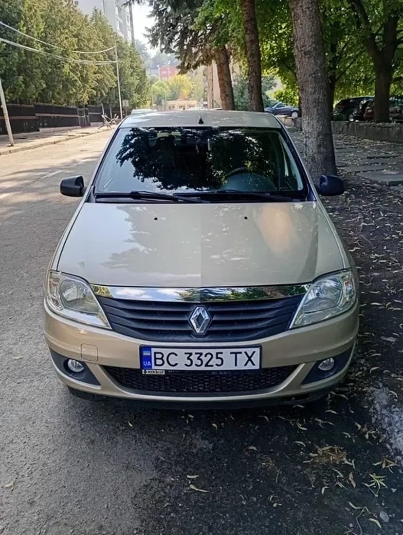 Авто Renault Logan 2012р.