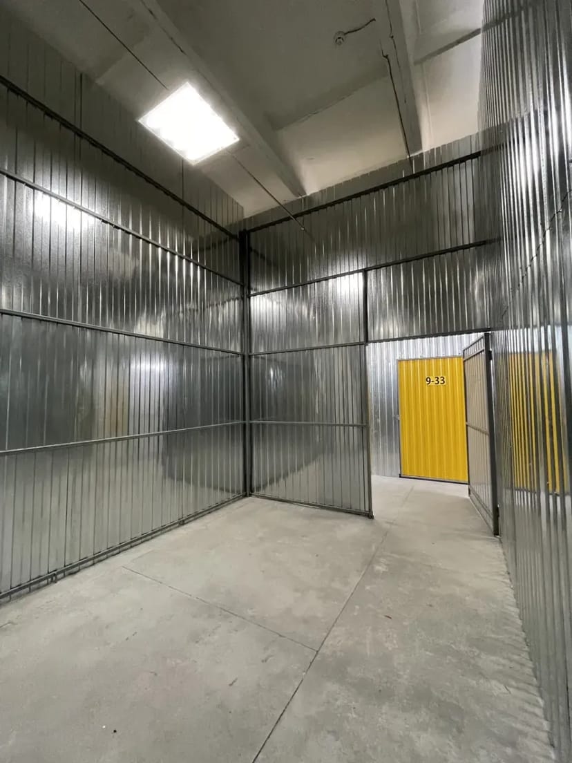 Склад,, міні-склад, бокс 12 м², невеликий склад на лівому березі Києва