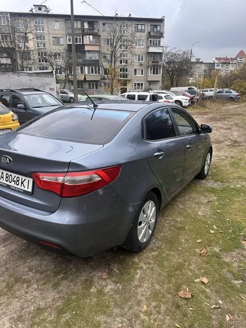 Авто до ваших послуг Kia rio 2013 року. В ідеальному стані.
