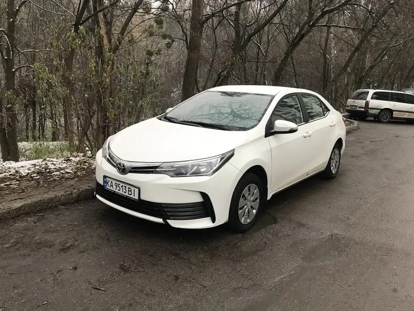 Тойоа 2016 року на газу