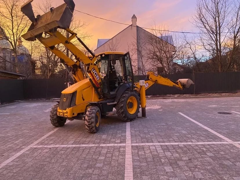 Екскаватор-навантажувача JCB 3CX