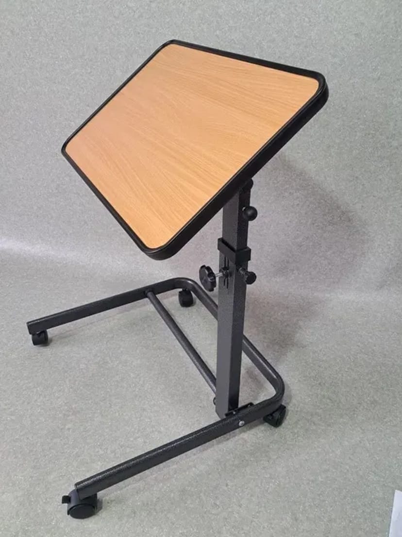 Столик приліжковий