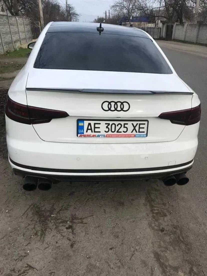 AUDI 44 B9 в чудовій комплектації ULTRA Тюнінг!
