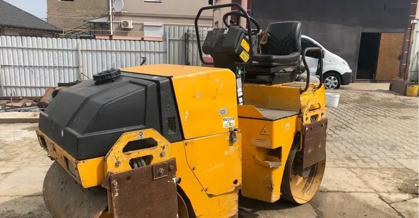 Послуги асфальтного катка 3 тонни