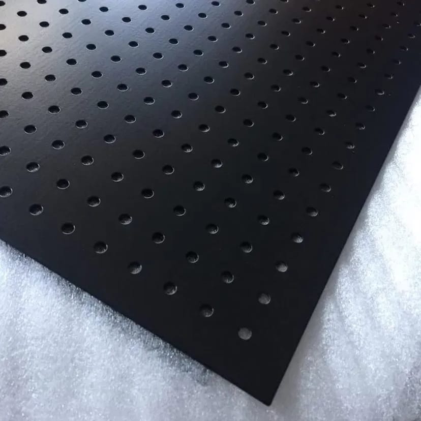 Порошкове фарбування металевих та алюміневих виробів