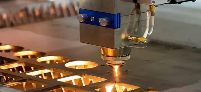 Лазерне різання алюмінію й неіржавкої сталі