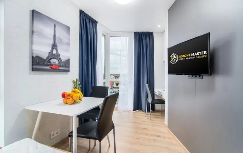 Квартира подобово, Новий Люкс, м Славутич, 3 хв пішки, Малоземельна