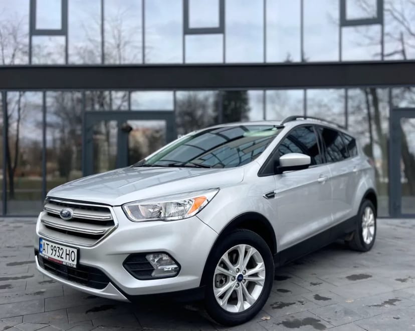 Ford Escape від 29€ за добу