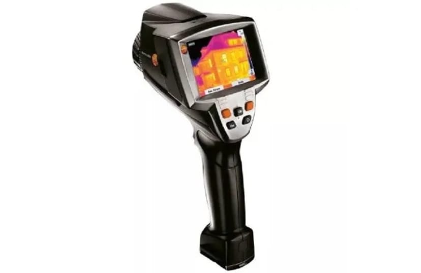 Тепловізор Testo 882: фокус, лазер, підсвітка