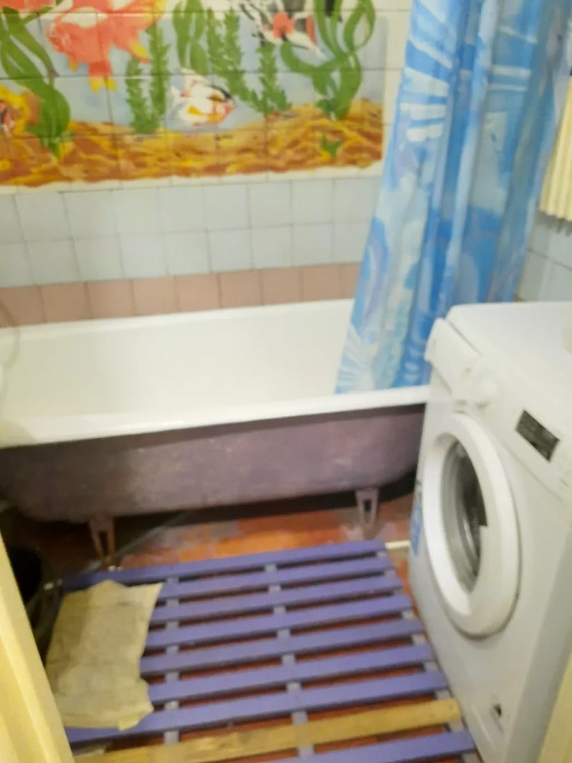 Сдам комнату пр.Гагарина(Науки)