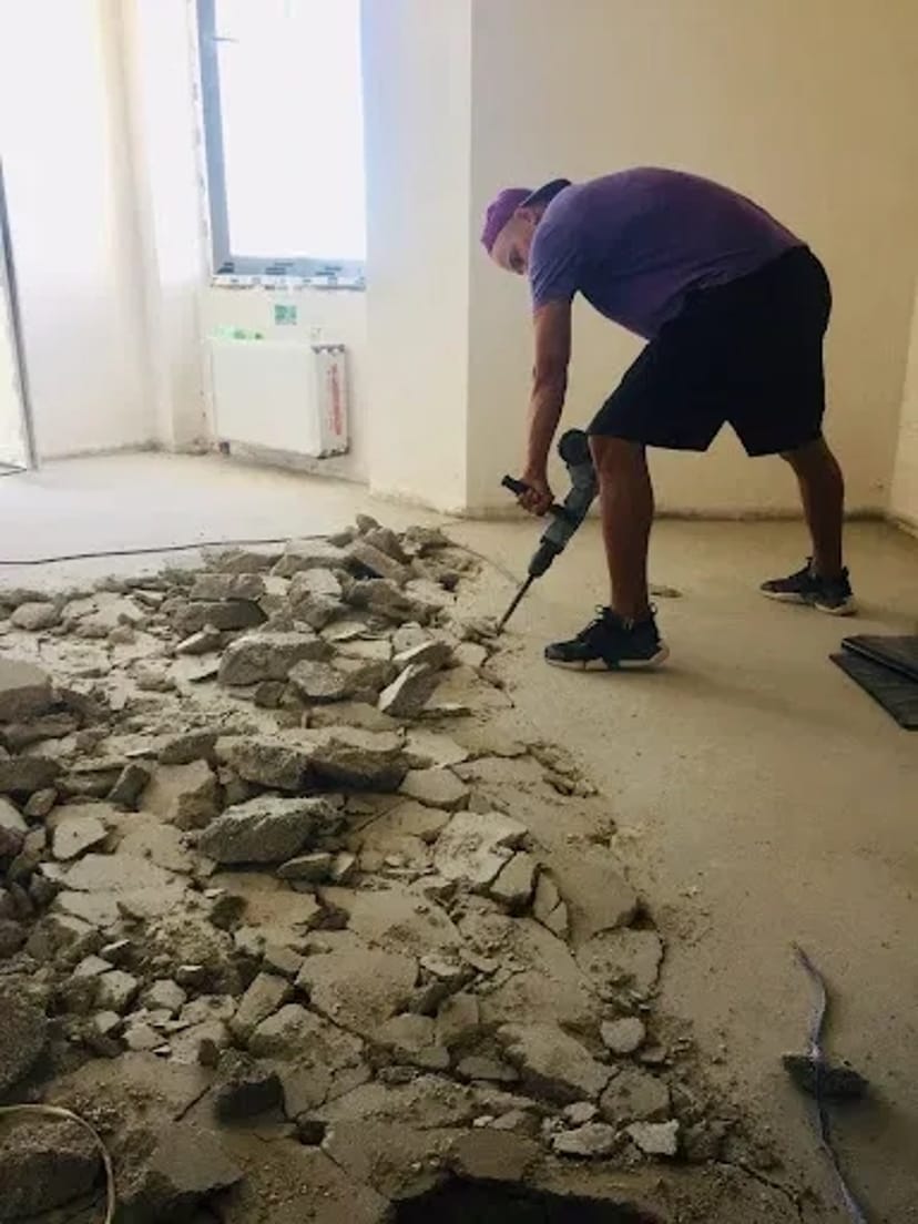 Демонтажні роботи. Демонтаж квартир офісів приміщень