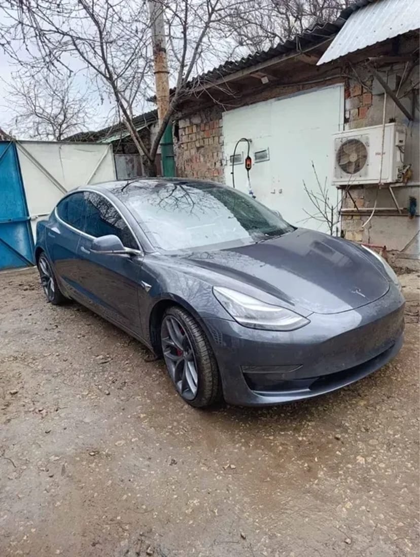 Автомобіль tesla 3, 75 kWh, 2020 рік