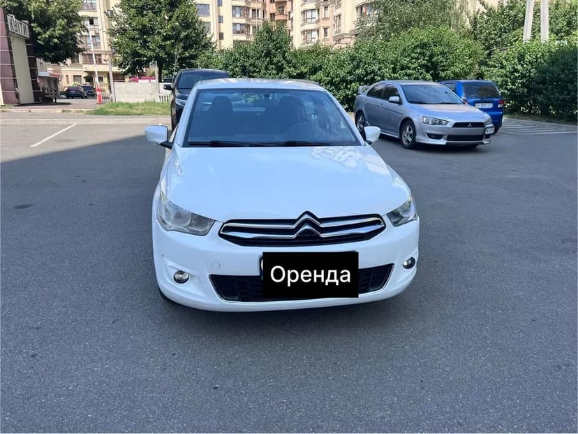 Авто Citroen C-elysee 4000 грн