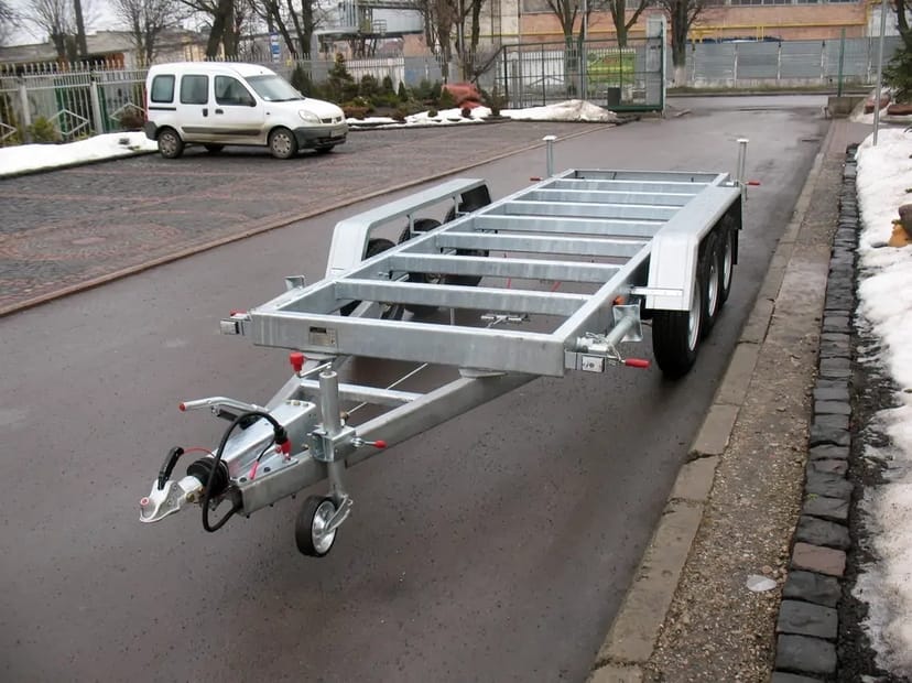 Причеп для транспортування дизельних генераторів до 2,7т.