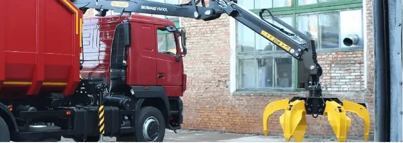 Ломовоз з маніпулятором / Вивіз металобрухту
