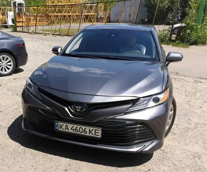 CAMRY 50/55/70, пассат, Toyota Sequoia, Mersedes, Tesla