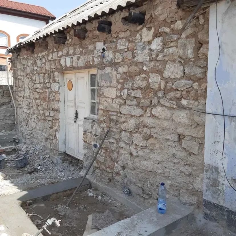 Будівельні роботи , земляні та демонтажні , бетонування