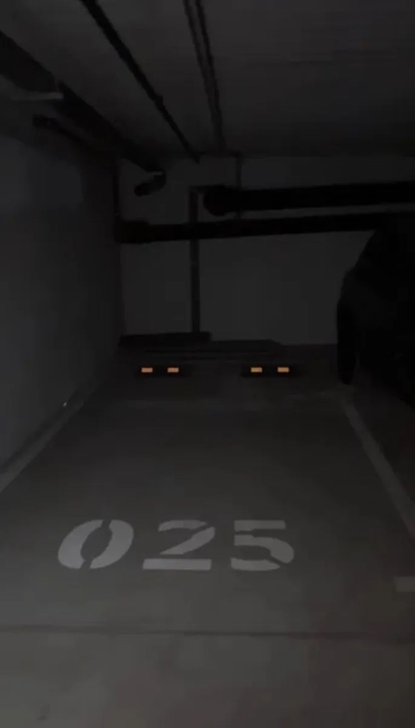 Зручне паркомісце №25 в ЖК White Lines (Вайт лайнс)